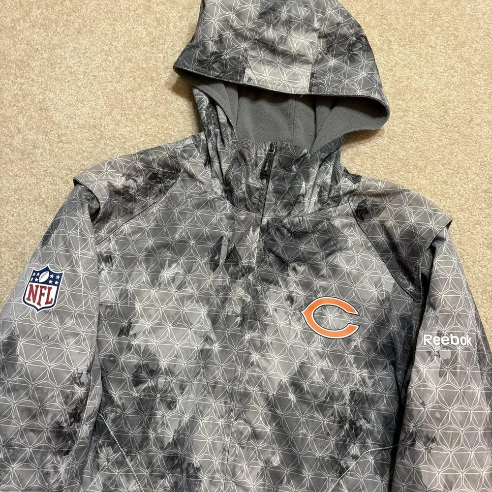Chicago Bears Jacket Mens Medium‎ Gray NFL Reebok On-Field Hooded Fleece Lined